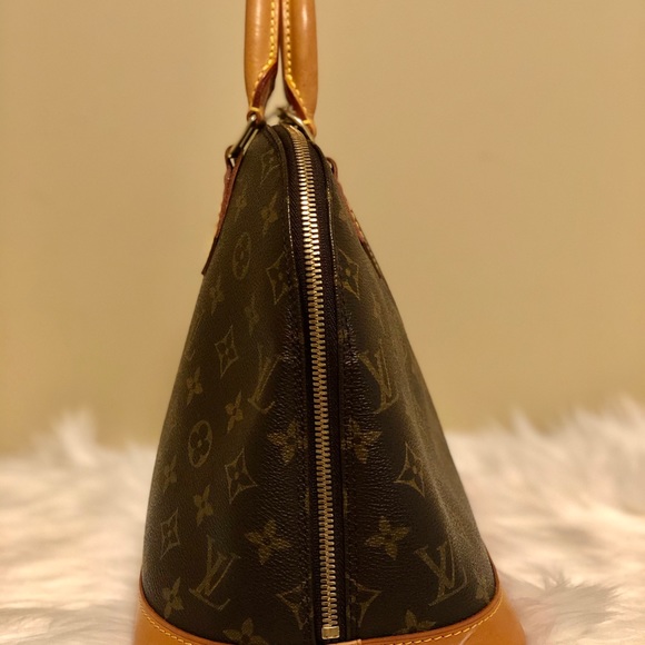 āSOLDāLouis Vuitton PM - Picture 2 of 12
